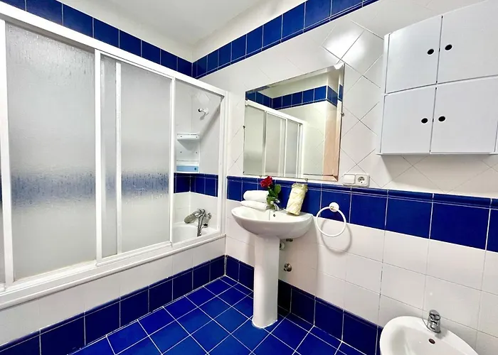 Donzella House By Gloove